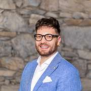 Leiter Marketing und Verkauf & Geschäftsleitung Bild vom Leiter Marketing und Verkauf & Geschäftsleitung