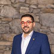 Leiter Food und Beverage & Geschäftsleitung Leiter Food und Beverage & Geschäftsleitung